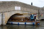 yacht-navigating-potter-heigham-bridge.jpg