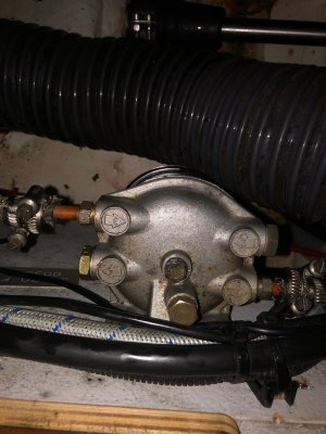 Fuel Filter top 2.jpg