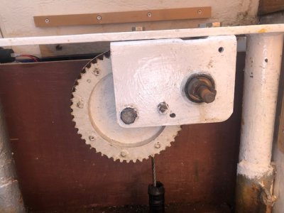 winch1.jpeg winch1.jpeg