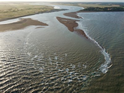 DJI_0188 (2000 x 1500).jpg