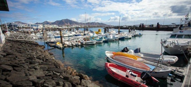 puerto_de_playa_blanca-lanzarote.jpg