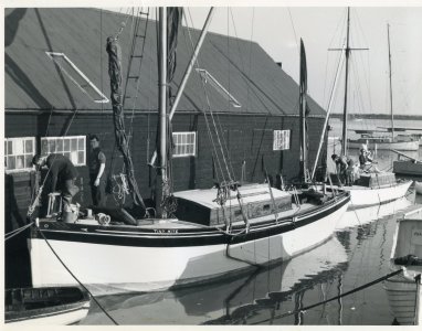 Tiny Mite and Doreen alongside the Black Shed.jpg