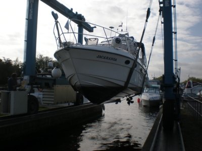 broom 36 025.jpeg broom 36 025.jpeg