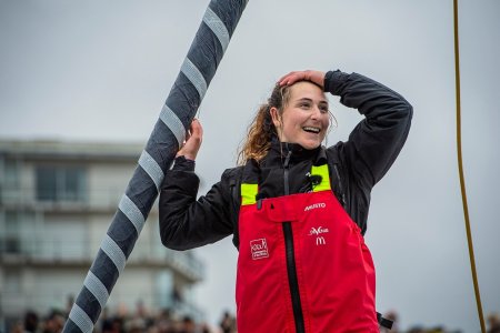 Violett_ arrival Facebook.jpg