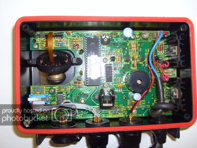 AutohelmControlbox inside.jpg AutohelmControlbox inside.jpg