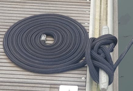 cleat3.jpg cleat3.jpg