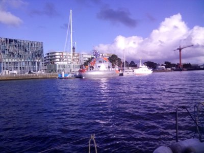 tara2sm.jpg tara2sm.jpg