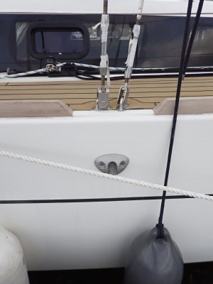 leg1_sm.jpg leg1_sm.jpg