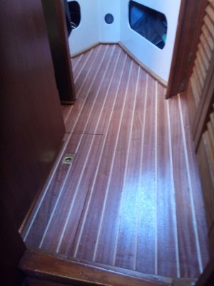 Cabin_Floor.jpg