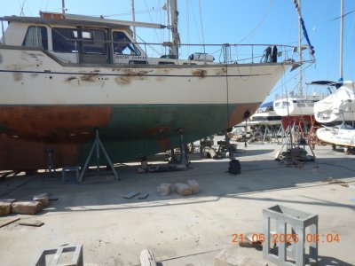 3.  Rubber residue  .jpeg