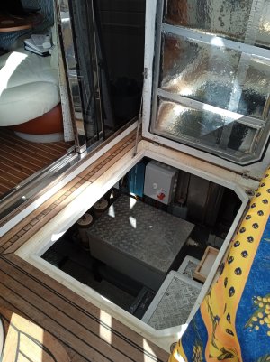 N_mr_hatchcockpit_20250810_1.jpg N_mr_hatchcockpit_20250810_1.jpg