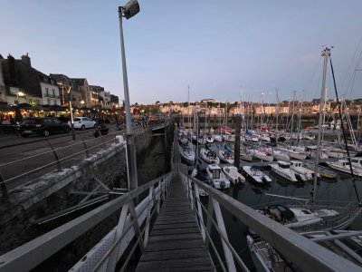 20250728_220704.jpg 20250728_220704.jpg