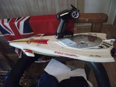 Bat Boat with new radio RTR (1).JPG