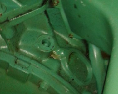 20151206_131054 closeup of flywheel locking pin hole.jpg