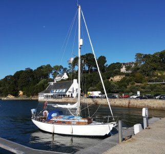 At Arradon.jpg At Arradon.jpg