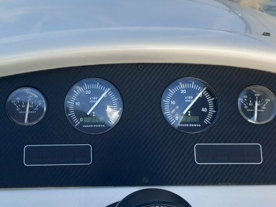 Gauges2.jpg Gauges2.jpg