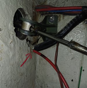 Engine bay morse throttle.jpg