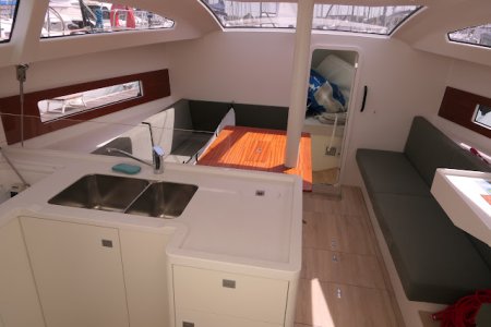 RM1080 carre LoRes.JPG RM1080 carre LoRes.JPG