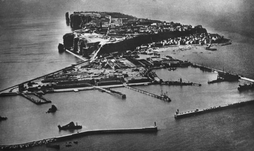 The_German_Navy_in_the_Second_World_War_HU104923.jpg The_German_Navy_in_the_Second_World_War_HU104923.jpg