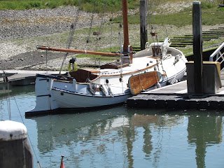Barge yacht Vlissingen.JPG Barge yacht Vlissingen.JPG