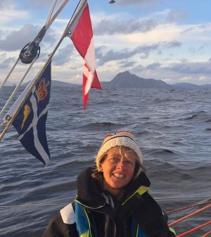 131 melodie horn.jpg