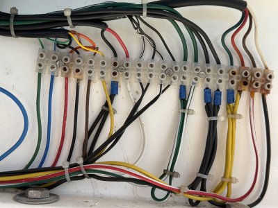 Arch Panel Connector Block Close Up.jpg